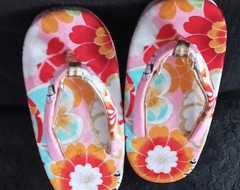 Vintage japanese shoes children getas kimono sandals silk flowers handmade Japan