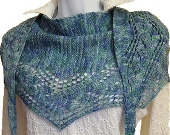 オーシャンシティショーレット - 中細糸で左右に編んだレースとガーター編みのショール