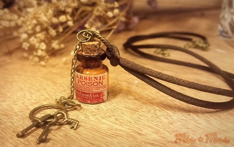 Geist In Flasche Halskette - Fluoreszierend Für Halloween & Cosplay