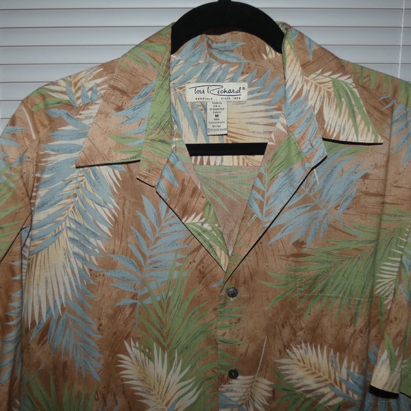 Vintage Men's Tori Richard Hawaiian Shirt, Medium, 100% Cotton Lawn