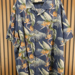 Vintage 5XB Tommy Bahama Men's Hawaiian Camp Shirt, 100% Silk image 2