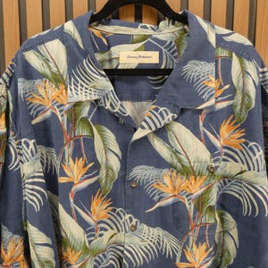 Vintage 5XB Tommy Bahama Men's Hawaiian Camp Shirt, 100% Silk image 1