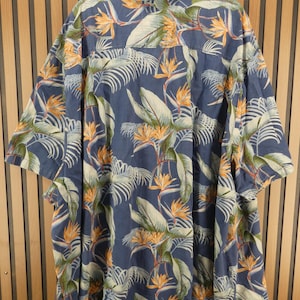 Vintage 5XB Tommy Bahama Men's Hawaiian Camp Shirt, 100% Silk image 4