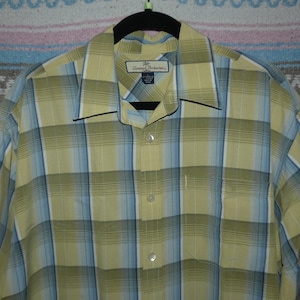 Vintage Large Tommy Bahama Mens Hawaiian Camp Shirt, 100% Tencel