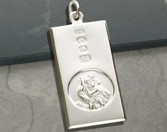 Colgante de lingote de plata de San Cristóbal con sello distintivo de 27 mm x 14 mm y grabado personalizado, opciones de cadena de collar, regalo para ella o para él