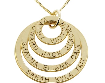 Colgante o collar personalizado de oro de 9 quilates con el nombre de la madre: colgante de 4 círculos dorados grabado con hasta 15 nombres.