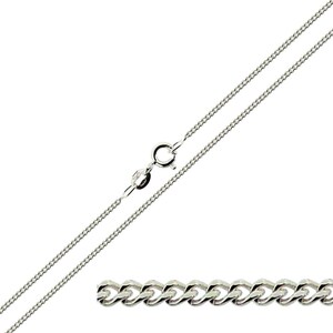 Puede incluir: Un collar de cadena curb plateado con cierre de langosta.