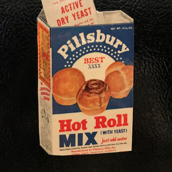 Vintage Pillsbury Mix Magnet, Hot Rolls Mix, Original 50's Ads, Retro Magnet, Kitchen Decor, Retro Baking, Fridge Magnet, Cooking Magnet