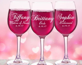 Bridesmaid Gifts, Personalized Wine Glasses, Custom Engraved, Toasting Glass, 11 Wedding Party Favors, Bridesmaids Glass, Maid of Honor Gift