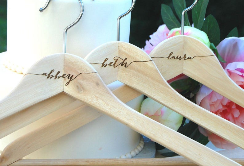 Personalized Gift Personalized Bridesmaid Gift Rustic Wedding 5 Hangers Maid of Honor Gift Bridesmaid Gifts Bridesmaid Name Hanger