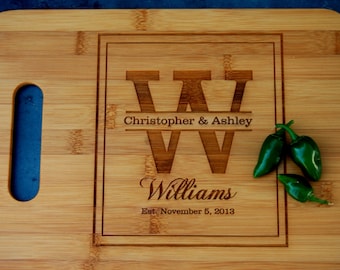 6th Anniversary / Wood Cutting Board / Personalized Anniversary Gift / Custom Family Names / Anniversary Present / Cutting Board for Home