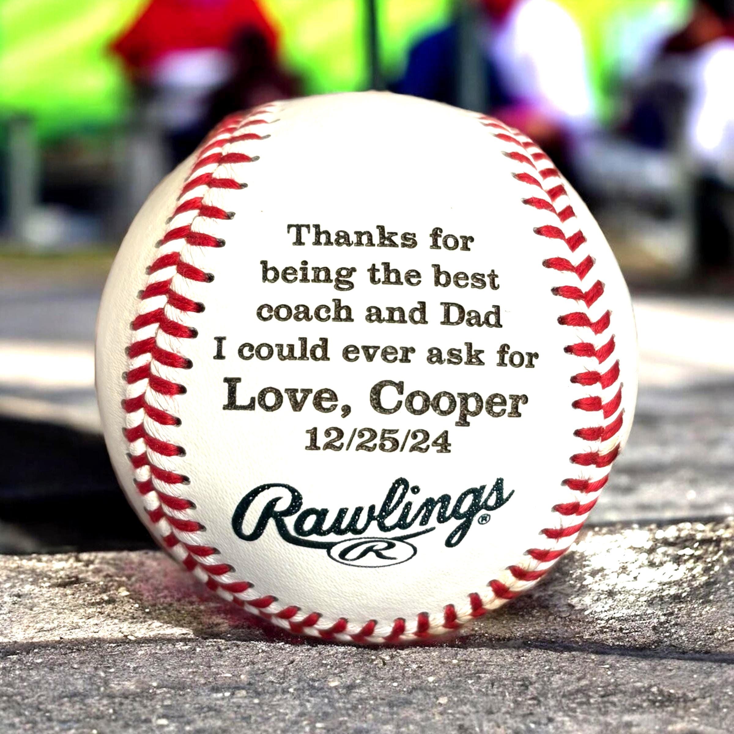 Dad Coaches Sidelines | TikTok, image size:2400x2400