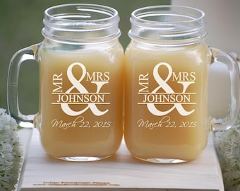 Personalized Wedding Gift Couples / Mr & Mrs Mugs / Sweetheart Table Glasses / Engagement Gift / Bride AND Groom Decor/ Spring Wedding Ideas