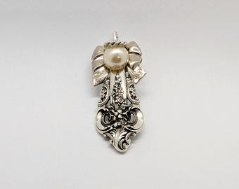 Wallace, Grande Baroque Sterling Silverware Angel Pendant, from 1941