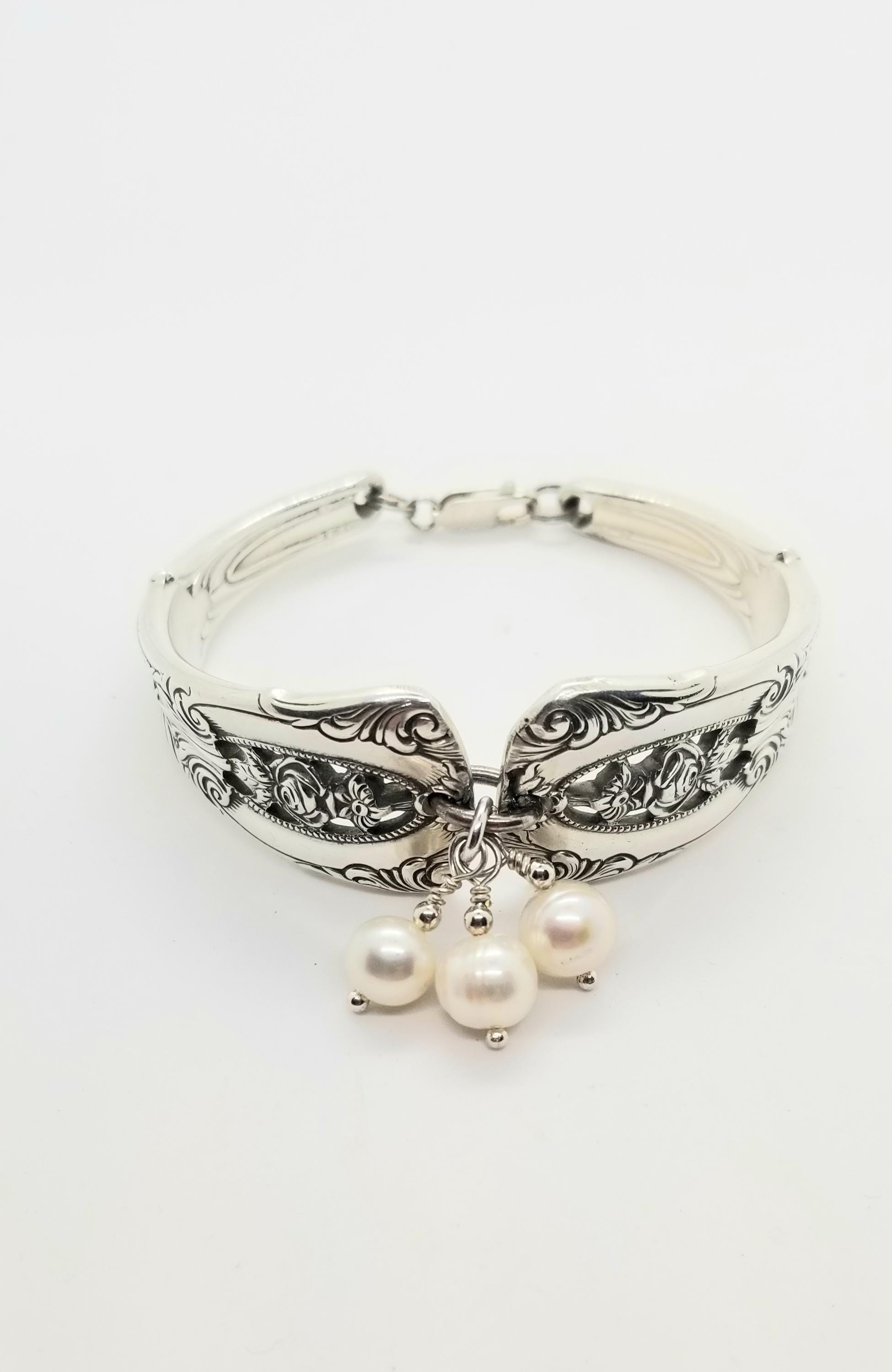 品良く着こなすため Silver Spoon Bangle - Etsy アクセサリー