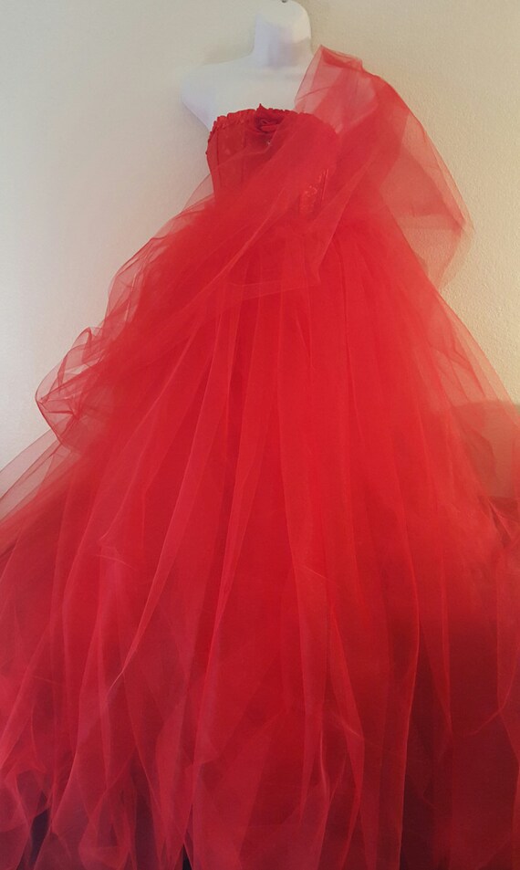 sample gown
