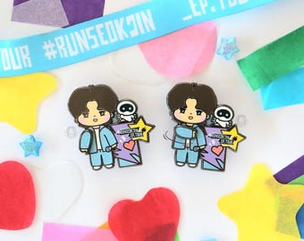 Run Jinnie Concert Memorabilia Interactive Swivel Pin