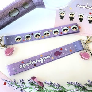 OT7 Forever ARMY&#39;s Light Wrist Strap Purple Lanyard Keychain