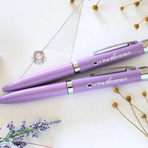 Le stylo projecteur de l'astronaute | Stylo Bangtan, papeterie