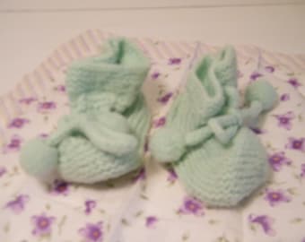 Vintage Knitted Baby Booties in Light Green color, Pre owned, possibly worn once, baby booties from 1980s, great baby shower gift item