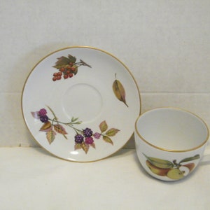 Evesham Gold Cup and Saucer by Royal Worcester England, Vintage replacement set in fruit motif