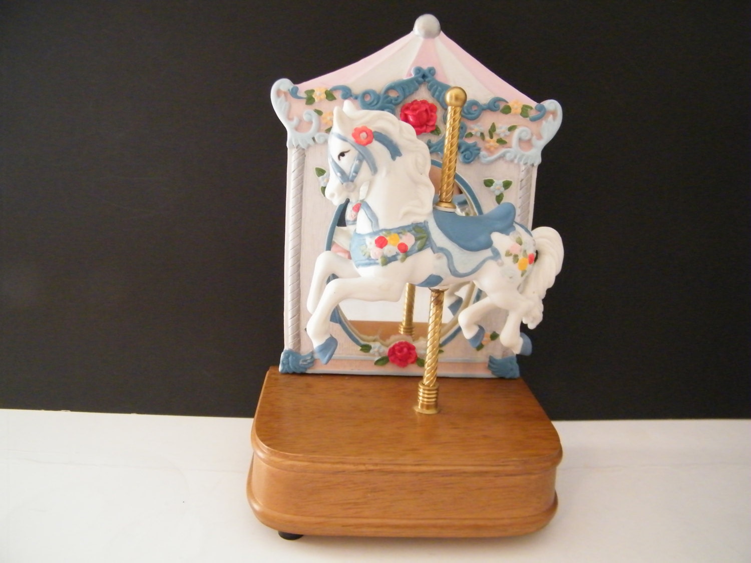 Carousel music box horse with big top mirror plays Carousel Waltz