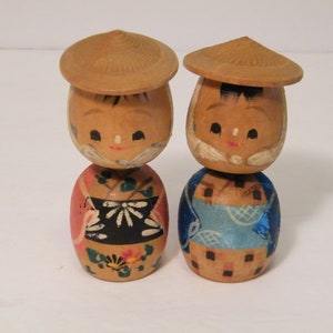 2 Kokeshi Wooden Nodder Dolls Made in Japan, Vintage Japanese bobblehead style collectibles 3.5 inches tall