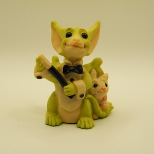 Pocket Dragon Its magic from Whimsical World of Pocket Dragons Real Musgrave, 1994 Flambro Handmade Collectible Figurine with original label