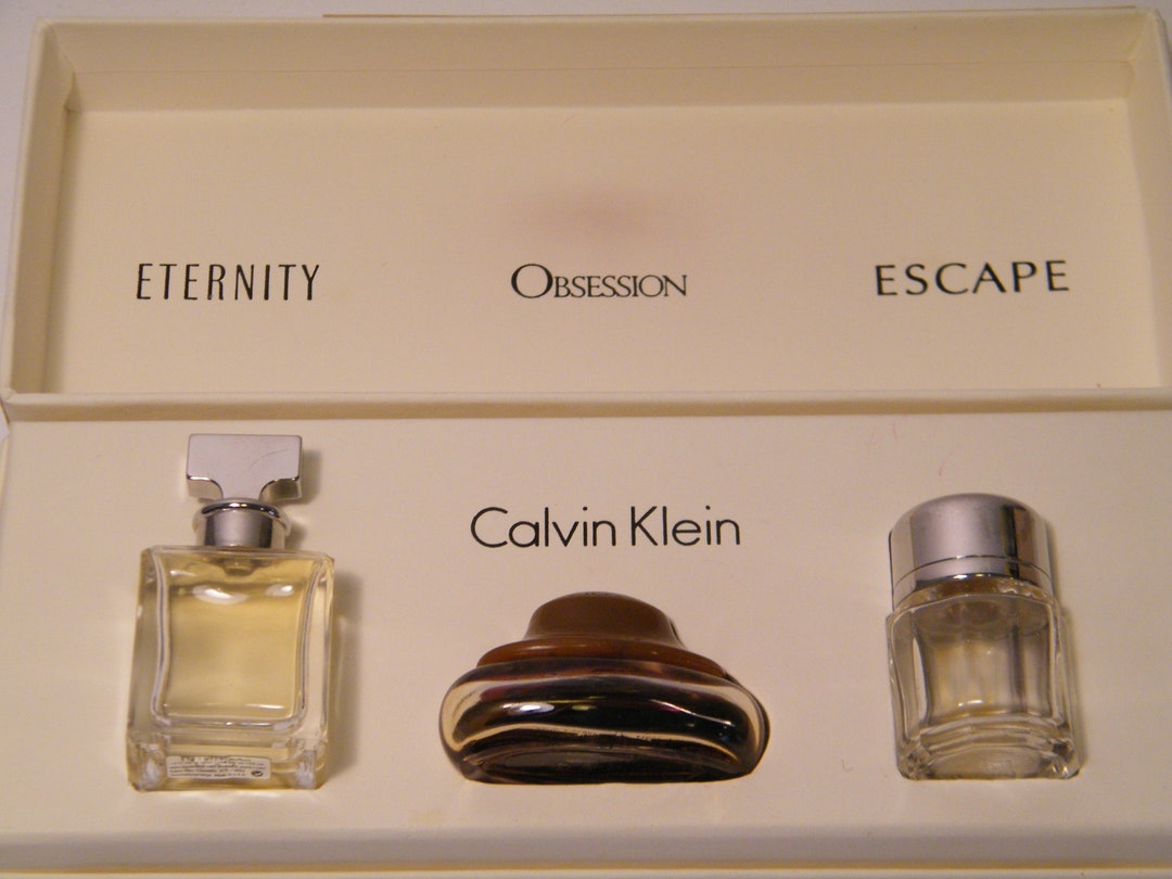 Calvin klein hotsell miniature perfume set