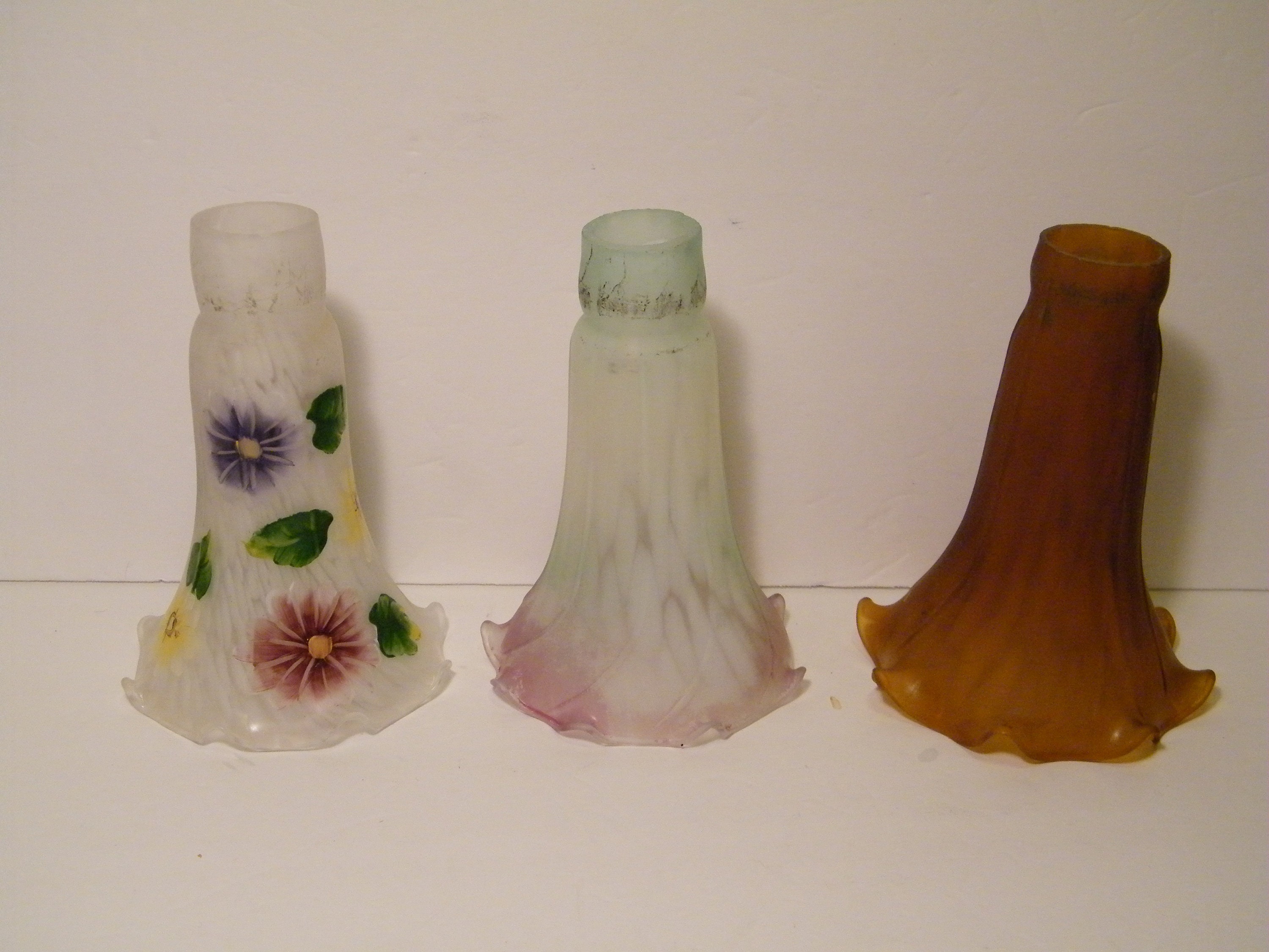 CHOICE Lily Lamp Glass Replacment Shade in Various Colors Vintage