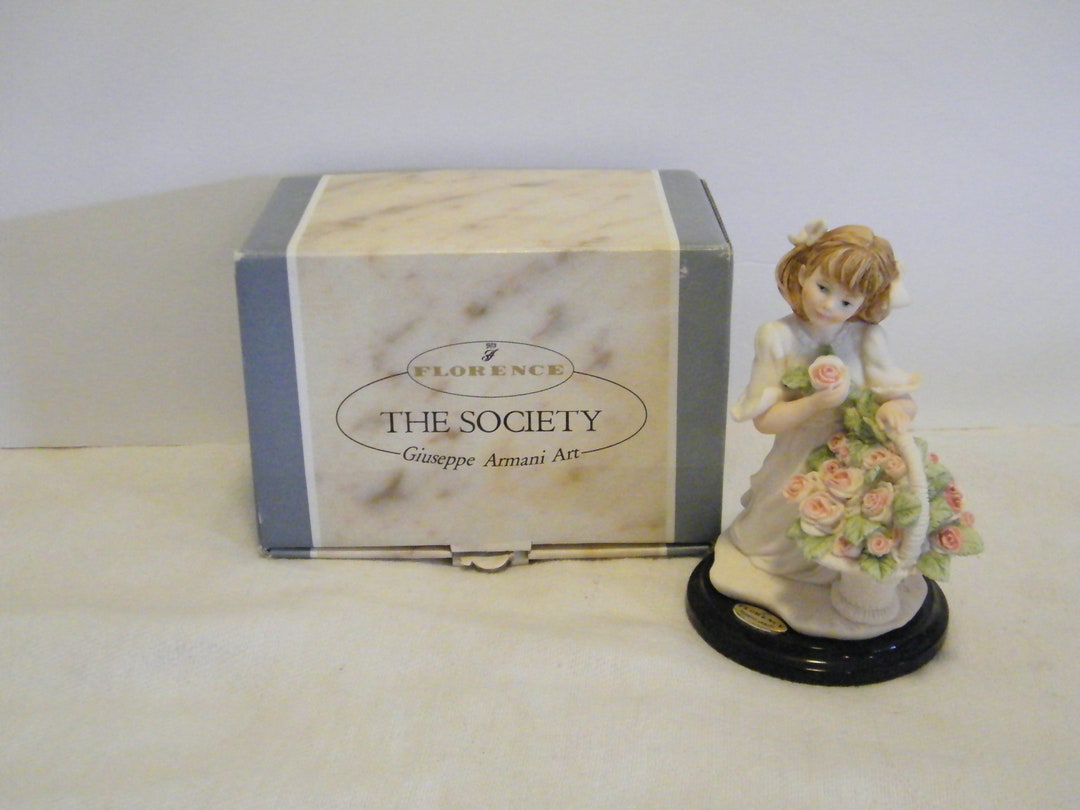 Guiseppe Armani Cherie Figurine 2001 Italy Sculpture