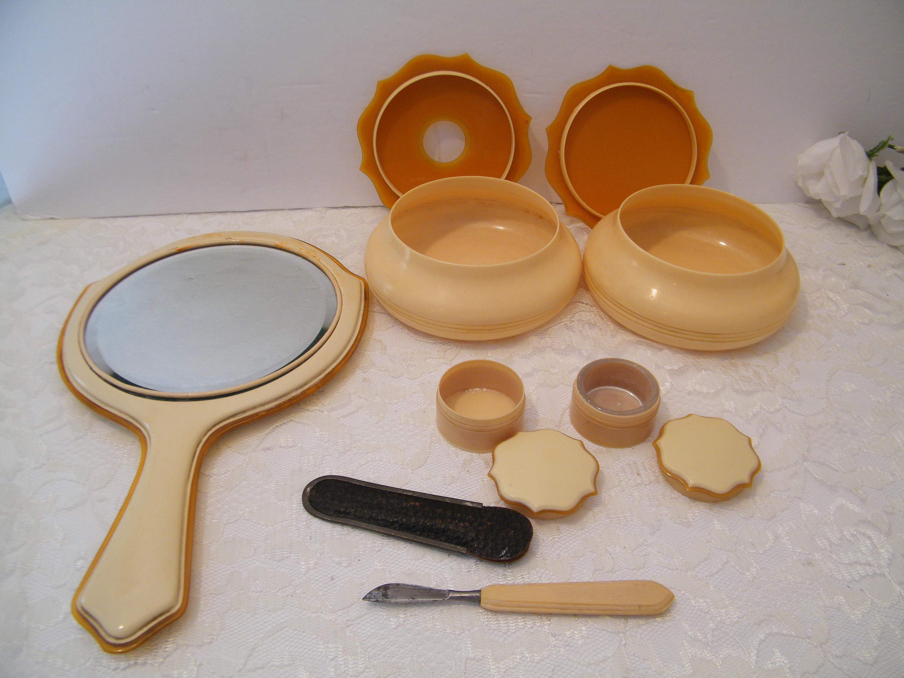 Ivory dresser set online