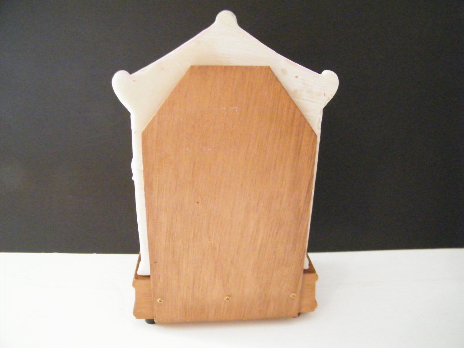 Carousel music box horse with big top mirror plays Carousel Waltz
