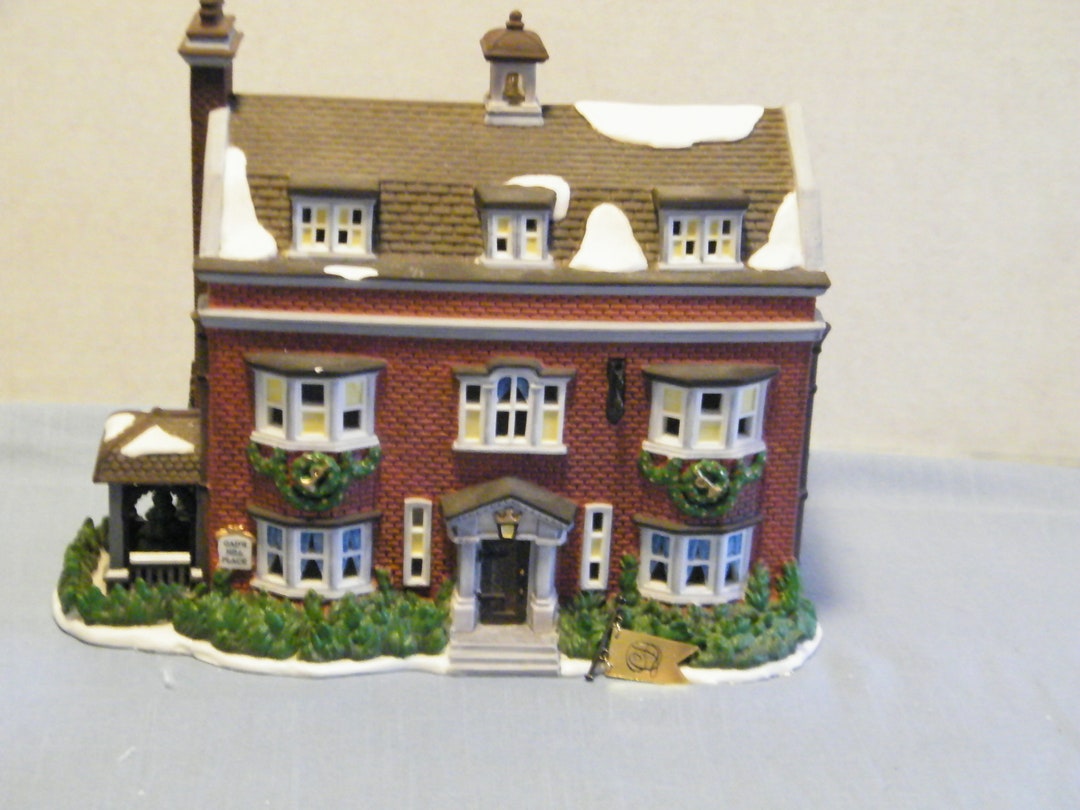 Dept 56 Dickens Village Gads Hill Place, Vintage 1997 6th Limited