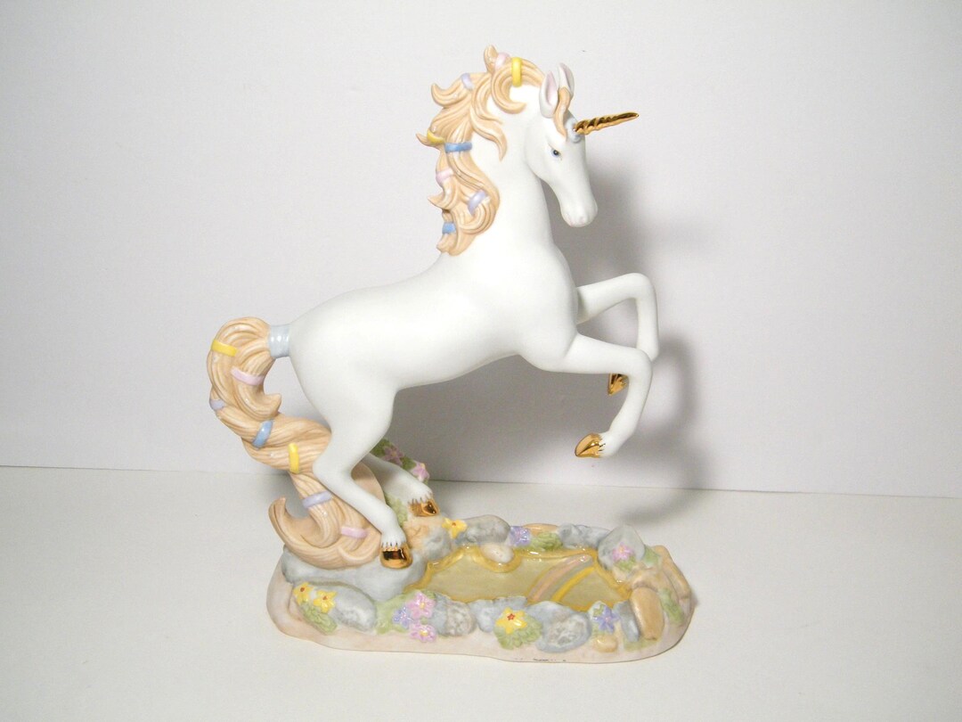 Rainbow Wish Unicorn Sculpture From Princetone Gallery, Like New