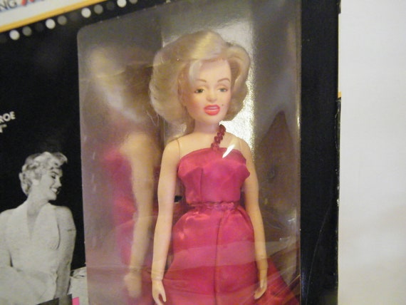 Marilyn monroe best sale doll red dress