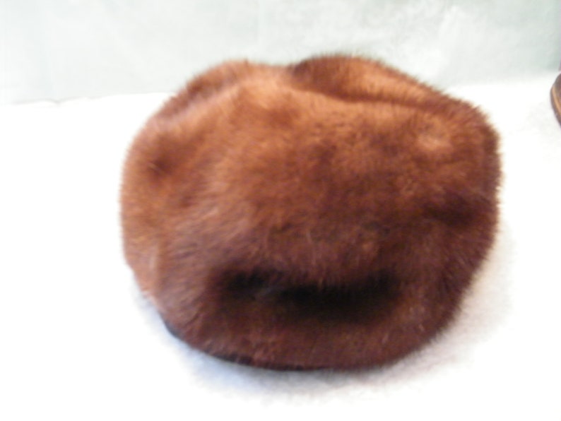 Winter wear Washington Mid Century cloche Vintage Mink Fur Tam Pillbox Hat designed by Lora for Juliius Garfincke and Co