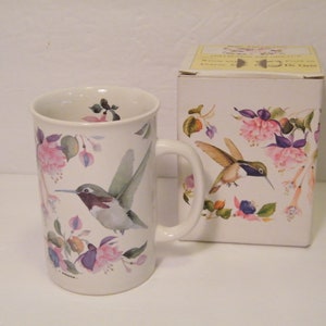 Hummingbird Mug NIB by Artist Valerie Pfeiffer, Vintage 2000 Beverage Cup, Innovation Ltd, Canadian Artist, Pink Fuchsia Background