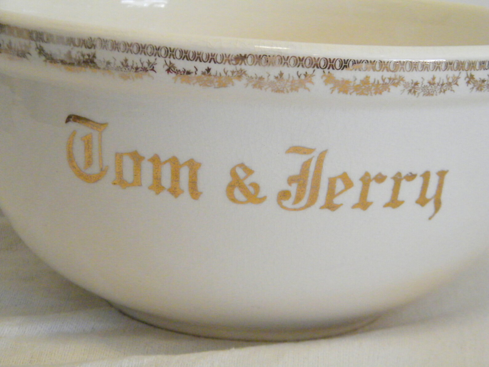 Tom and Jerry Punch Bowls and 6 cups by Homer Laughlin Mid Etsy