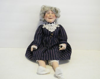 Granny Bed Doll Vintage Hand Made Bed sitting doll, Granny lost her glasses so come close, 10 inches sitting, light wear