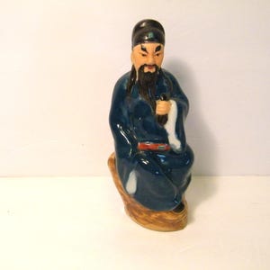 Chinese Fu Manchu Wise Man Figurine signed by artist 4 character, Vintage  collectible ceramic statue, great room decor