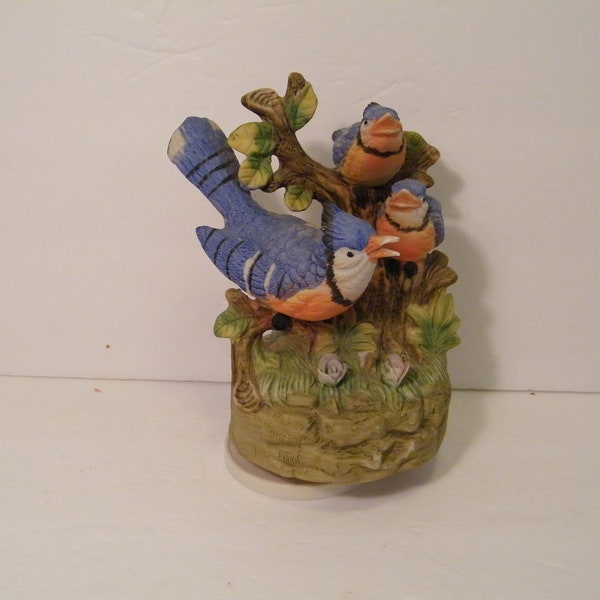Blue Birds Music Box Figurine plays You Light up my life, Vintage blue Crested song birds on branch, made by IOGC Taiwan