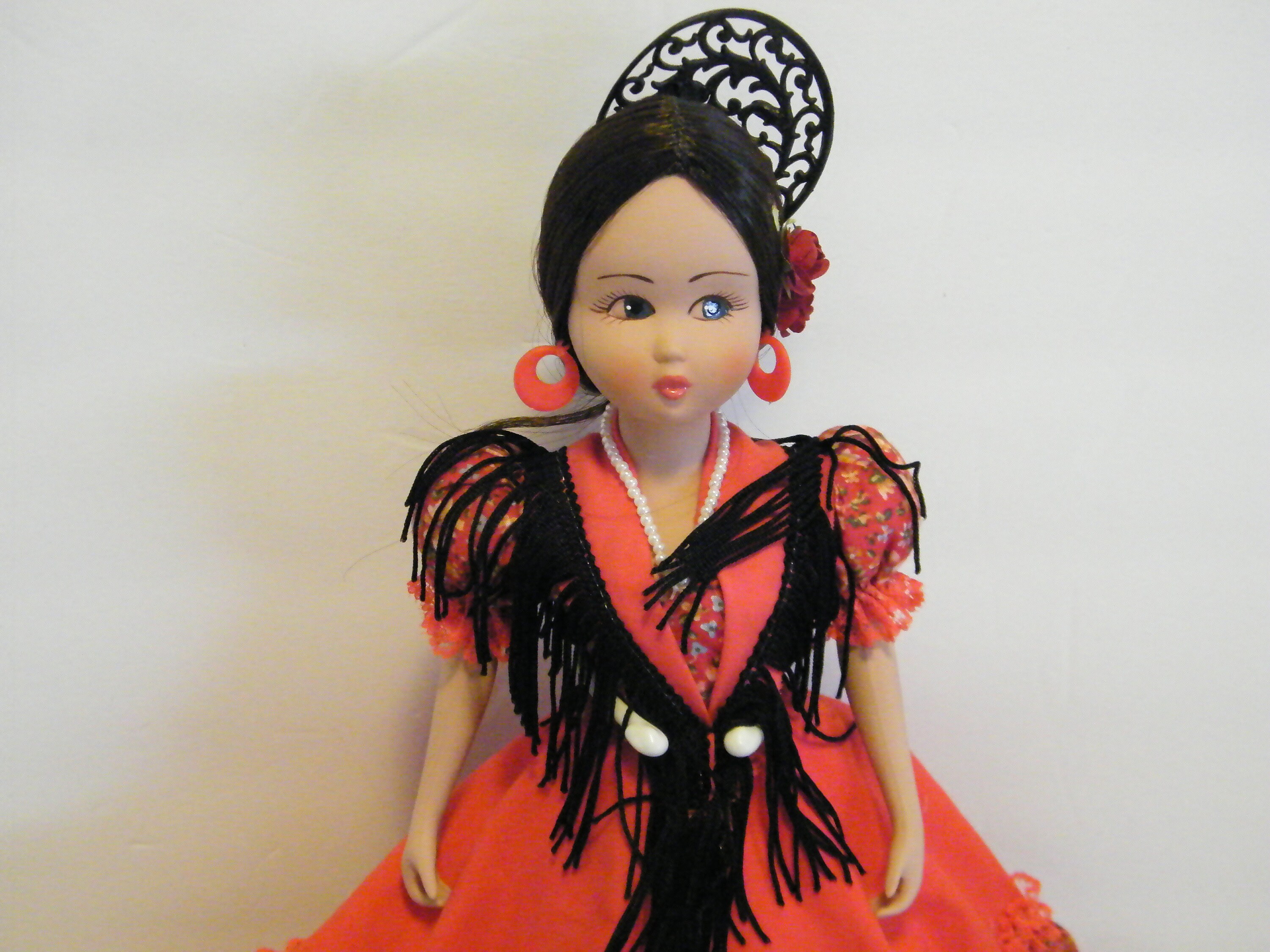 フラメンコ ファルダ ルナーレス水玉 Made in Spain LLADRO NAO, SPANISH ART (WHITE-RED) FLAMENCO DANCER, #1884