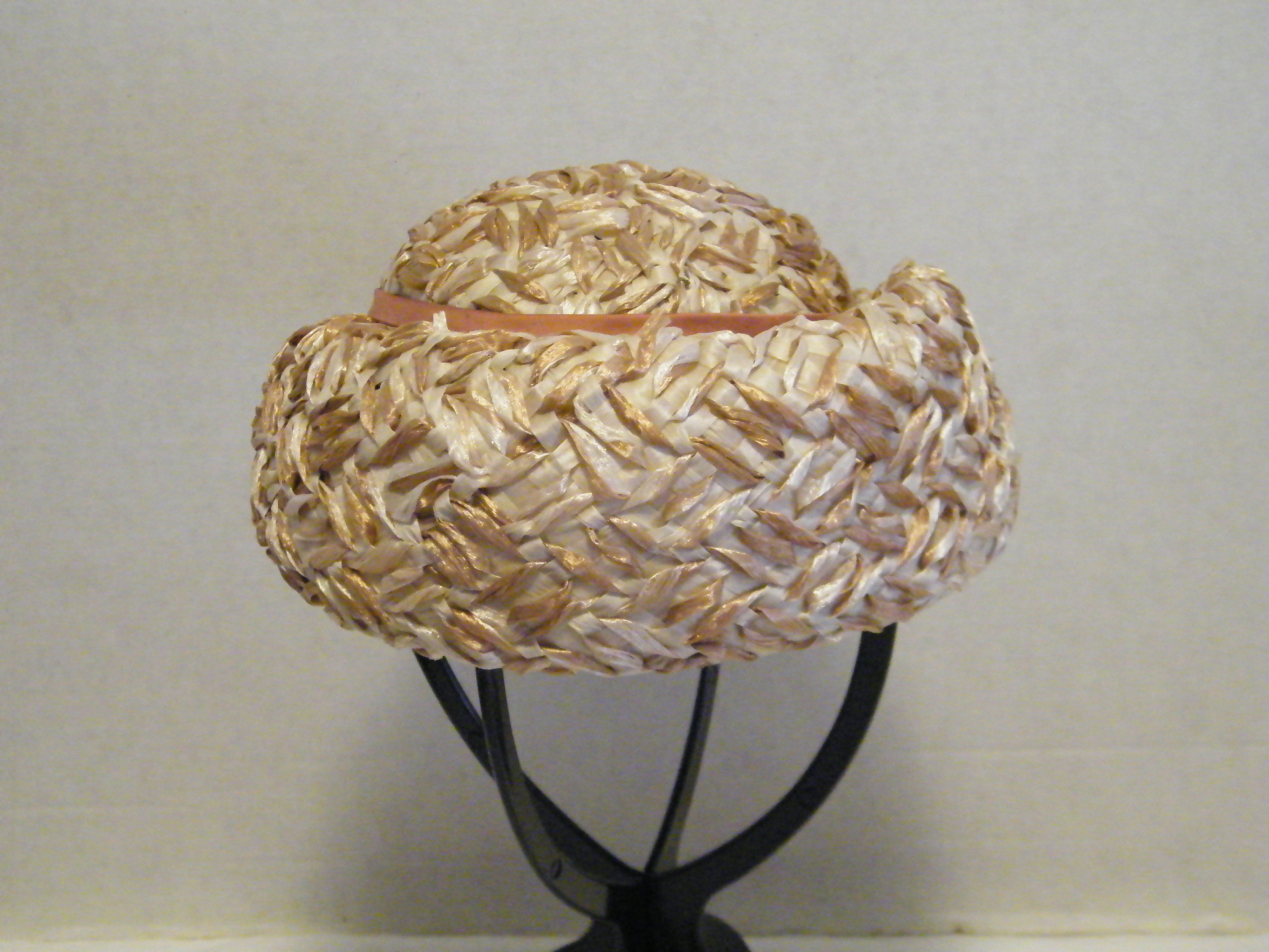 Vintage 1950s Eva Mae Modes Pill Box Hat w/Bow Accent & Rhinestone‎ Detail Vintage Velvet Eva Mae Mode Jeweled Hat in rich chocolate  main image 4