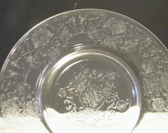 4 Press Glass Luncheon Plates in a Poppy pattern, Vintage clear glass plates with raised pattern on base,