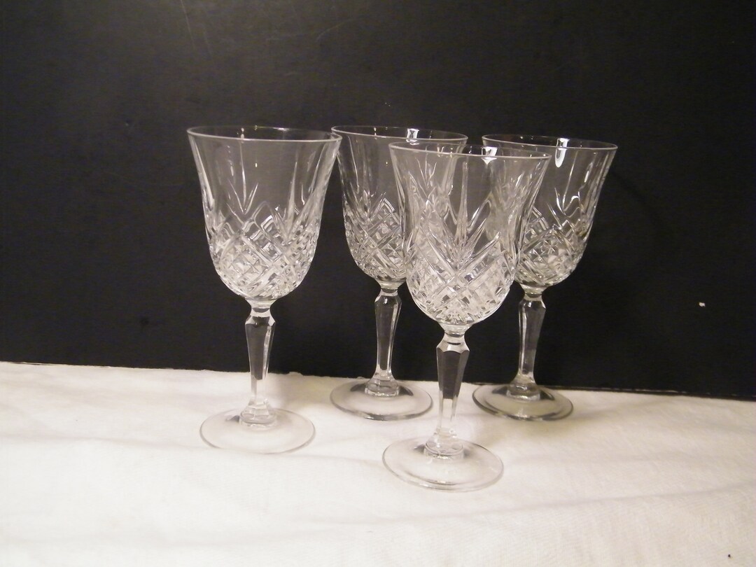 4 Cristal D'arques Claret Wine Glasses in Masquerade Pattern, Vintage