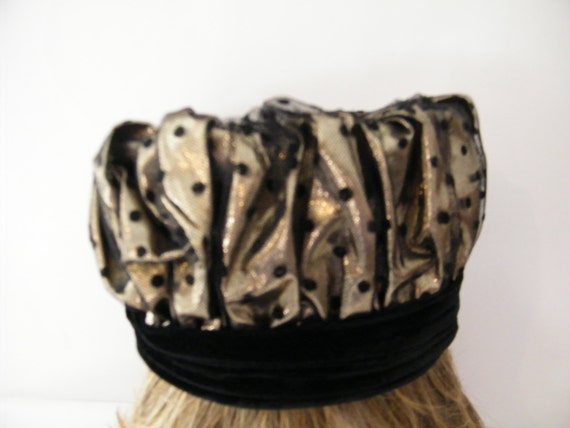 Whittall and Shon Designer Formal Pillbox Hat With Velvet  display picture 1