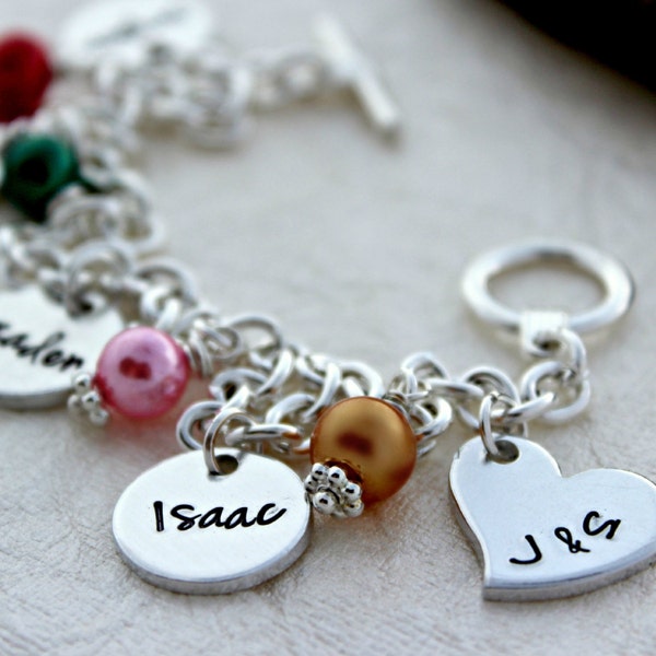 Personalized Family Bracelet - Family Charm Bracelet - Nana Bracelet - Mom Jewelry - Charm Bracelet - Grandma Gift - Gift for Her - Mom Gift