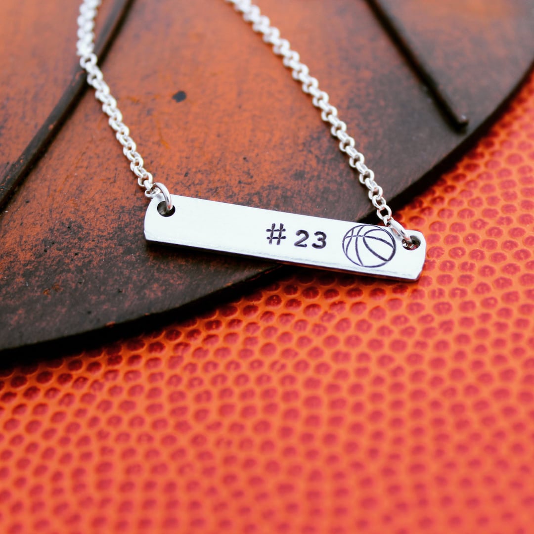 TEAMER Collier Et Boucles D’Oreilles Basket Cœur En Acier Inoxydable – Bijou Sportif Pour Fans, Cadeau Unique