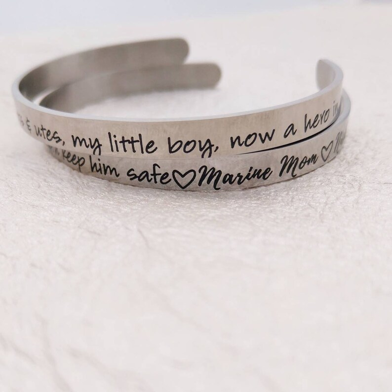 Navy Mom Bracelet 2024 www.alhudapk